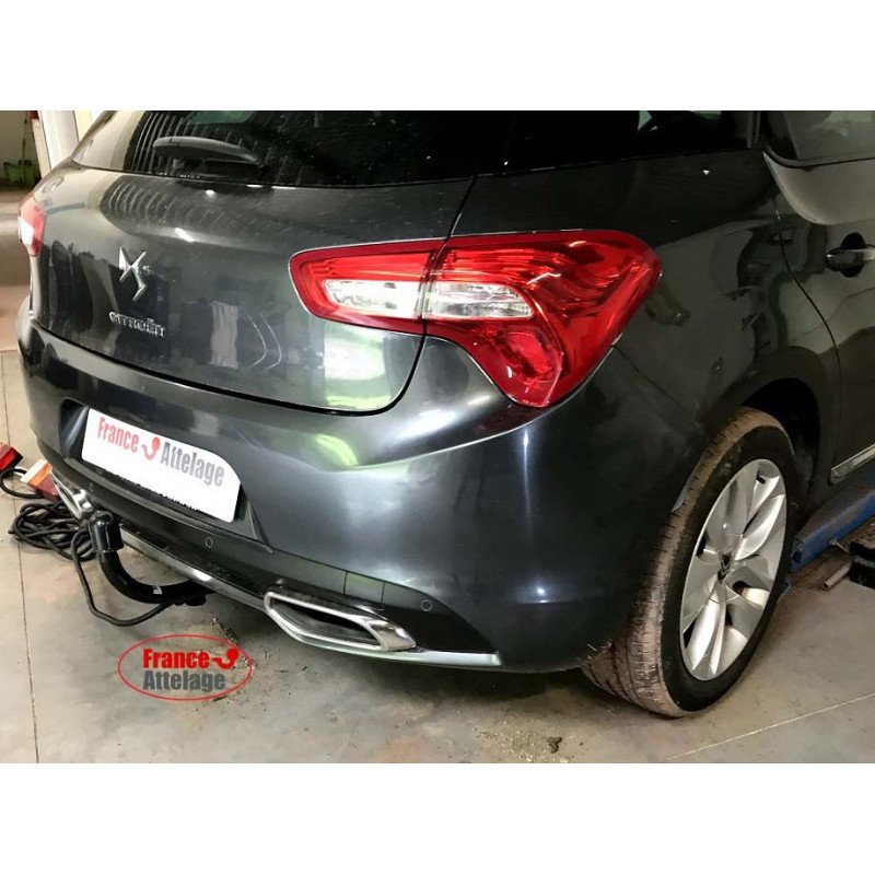 Attelage Fixe + Kit De Câblage Pour Citroën DS5 - Modèle 07046/F - Capacité 1500 Kg - Fabriqué En Italie - Neuf