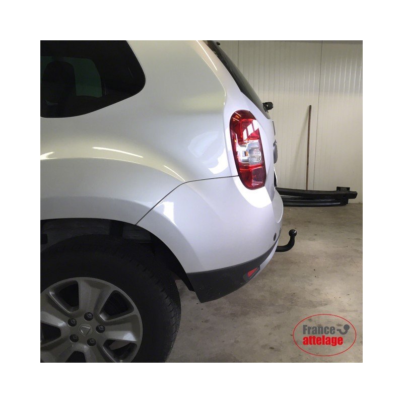 Attelage Fixe Rigide Pour Dacia Duster II 2013-2017 + Faisceau électrique 7 Broches Universel - Traction 1500kg - 2